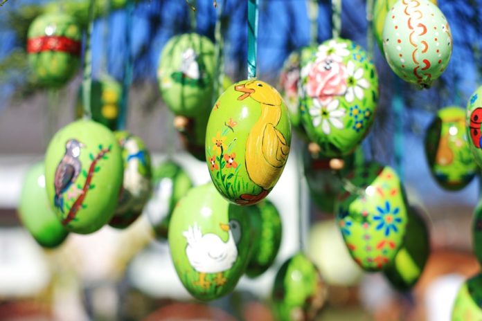 Pasqua nel mondo, le tradizioni e le usanze pasquali più bizzarre del pianeta.