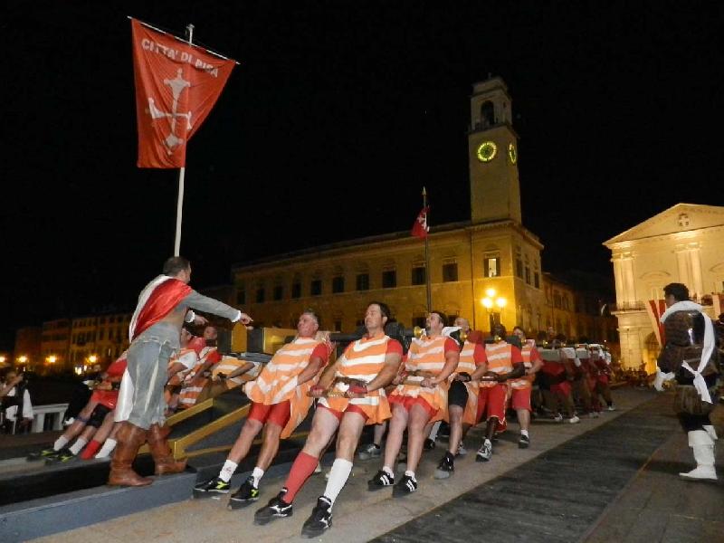 Pisa, il Gioco del Ponte