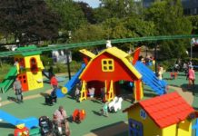 legoland play house