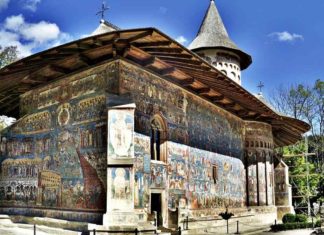 monastero voronet 100tour