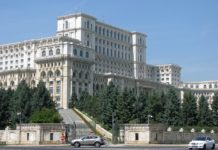 casa-poporului guida romania online palazzo del parlamento