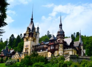 romania guida turistica online peles