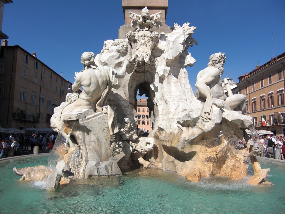 Roma, acqua, fontane e parchi divertimento acquatici.