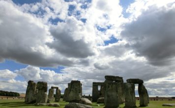 stonehenge 100tour